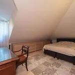 Townhouse In Villa Talin